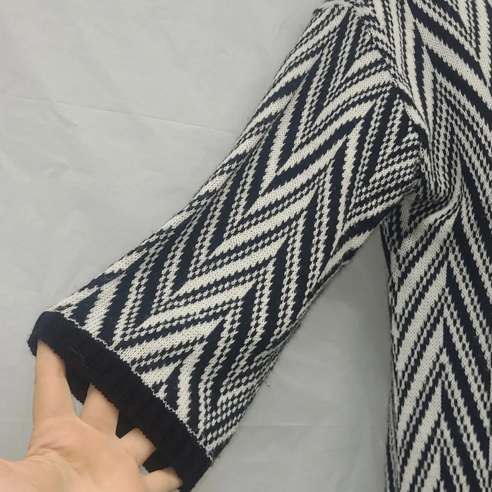 New Directions Black and White Chevron Knit Open Cardigan Midi Nordic Minimalist